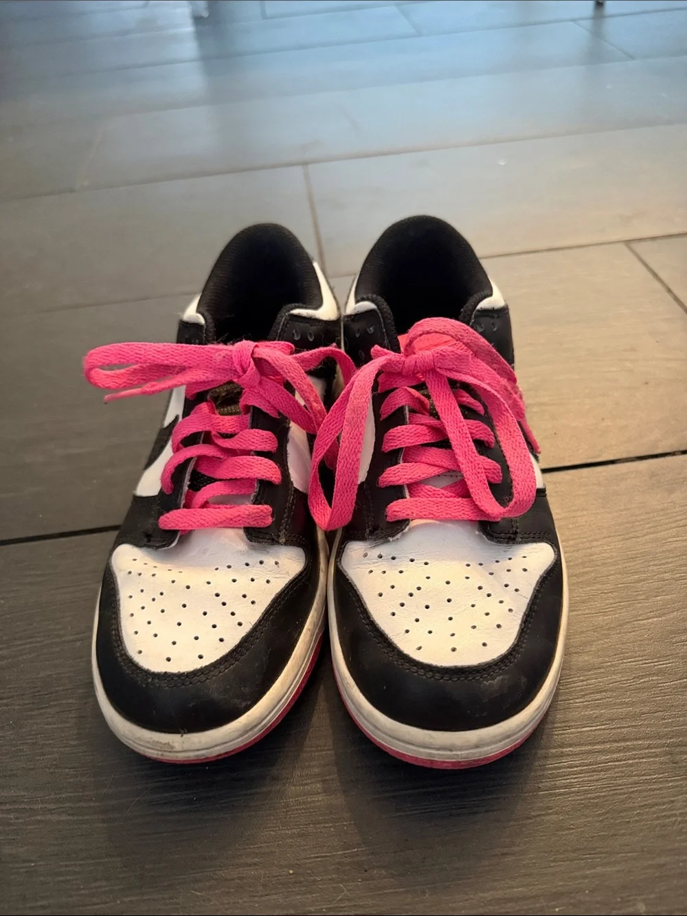 Nike youth low